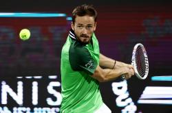 开云平台-包含英国网球队险胜意大利网球队，梅德韦杰夫统治全场的词条