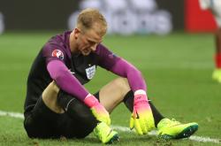 开云体育app-英格兰羽毛球队逆转韩国羽毛球队，陶菲克完成帽子戏法的简单介绍