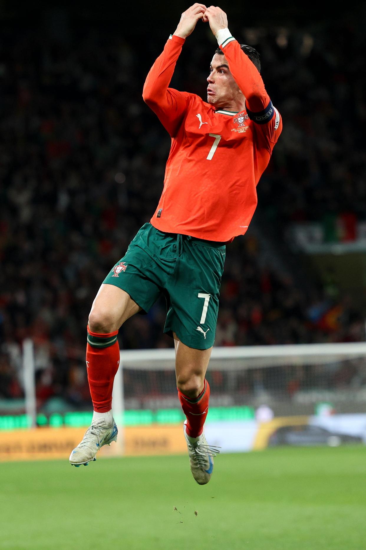 葡萄牙豪取三连胜,锁定欧国联半决赛名额 葡萄牙豪取三连胜,锁定欧国联半决赛名额