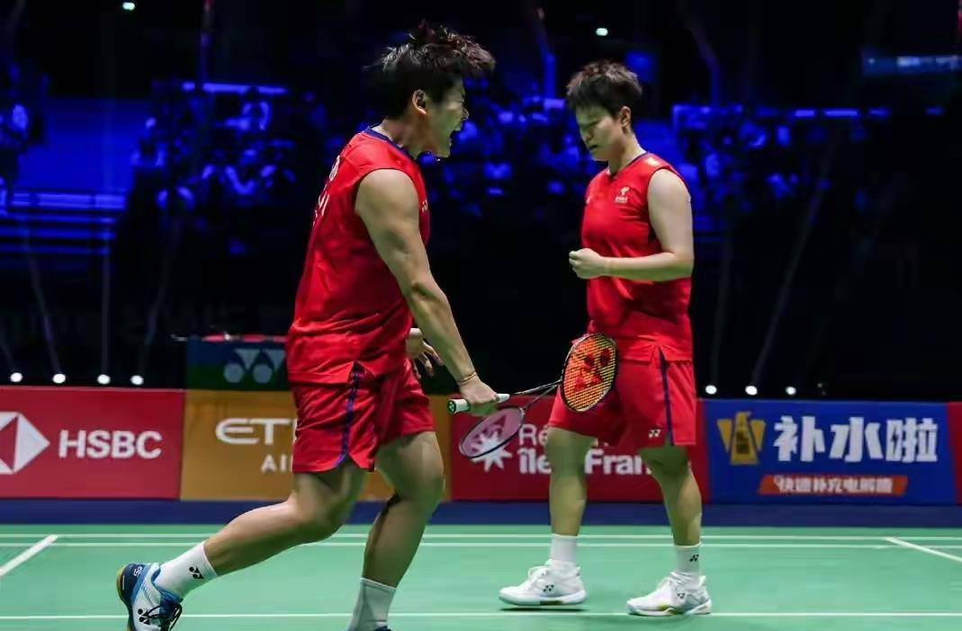 关于中国羽毛球队力克马来西亚羽毛球队,马琳完成帽子戏法的信息 关于中国羽毛球队力克马来西亚羽毛球队,马琳完成帽子戏法的信息